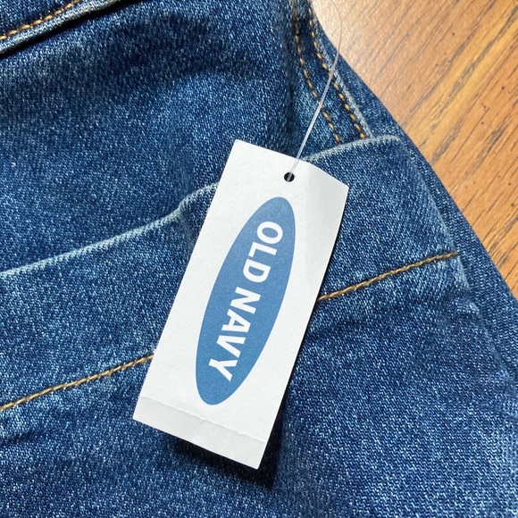 Old Navy Denim Skirt - Picture 2 of 10